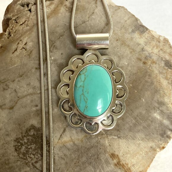 Sterling Silver 925 Mexico Large Oval Faux Turquoise Floral Pendant Necklace - Picture 12 of 16
